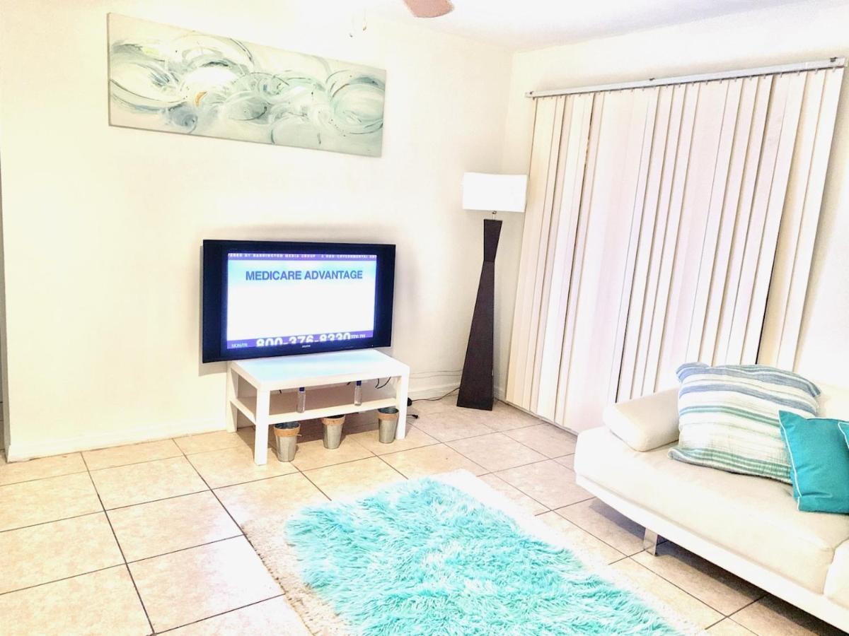 Airport Bunk House Free - Wifi - Parking - Coffee- Long Term Welcome Fort Lauderdale Exterior foto